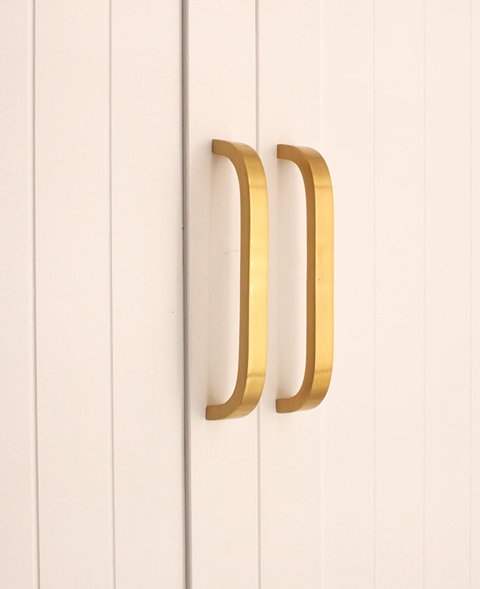 Curve Bar Cabinet Handle in Satin Brass, 135mm x 25mm, solid brass construction, perfect for enhancing wardrobes, cupboards, and drawers.