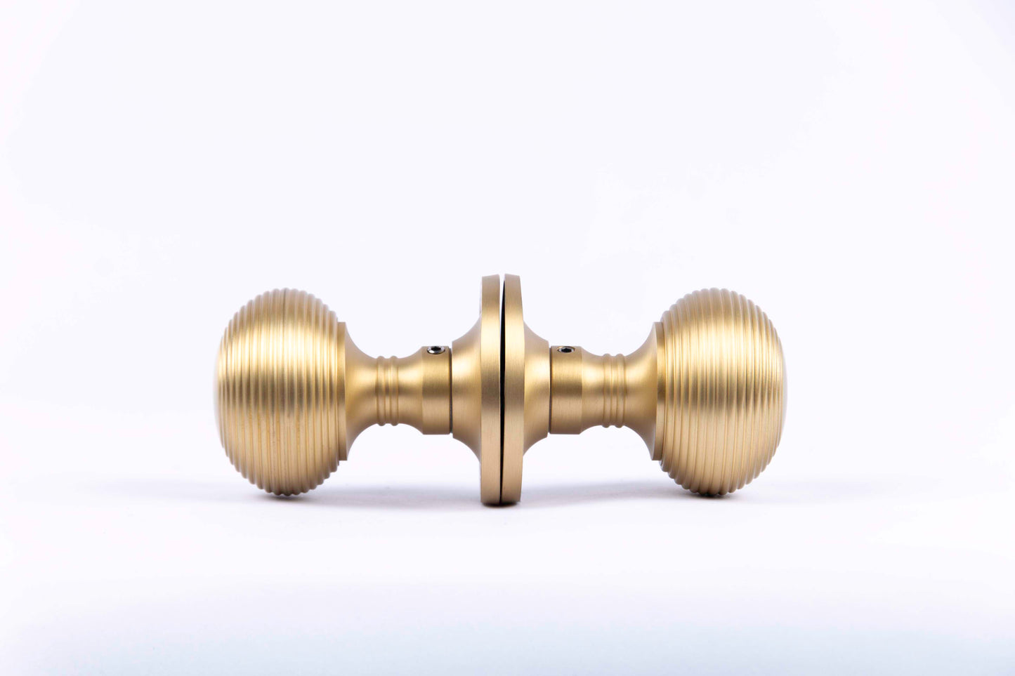 Beehive Reeded Mortice Door Knobs In Satin Brass