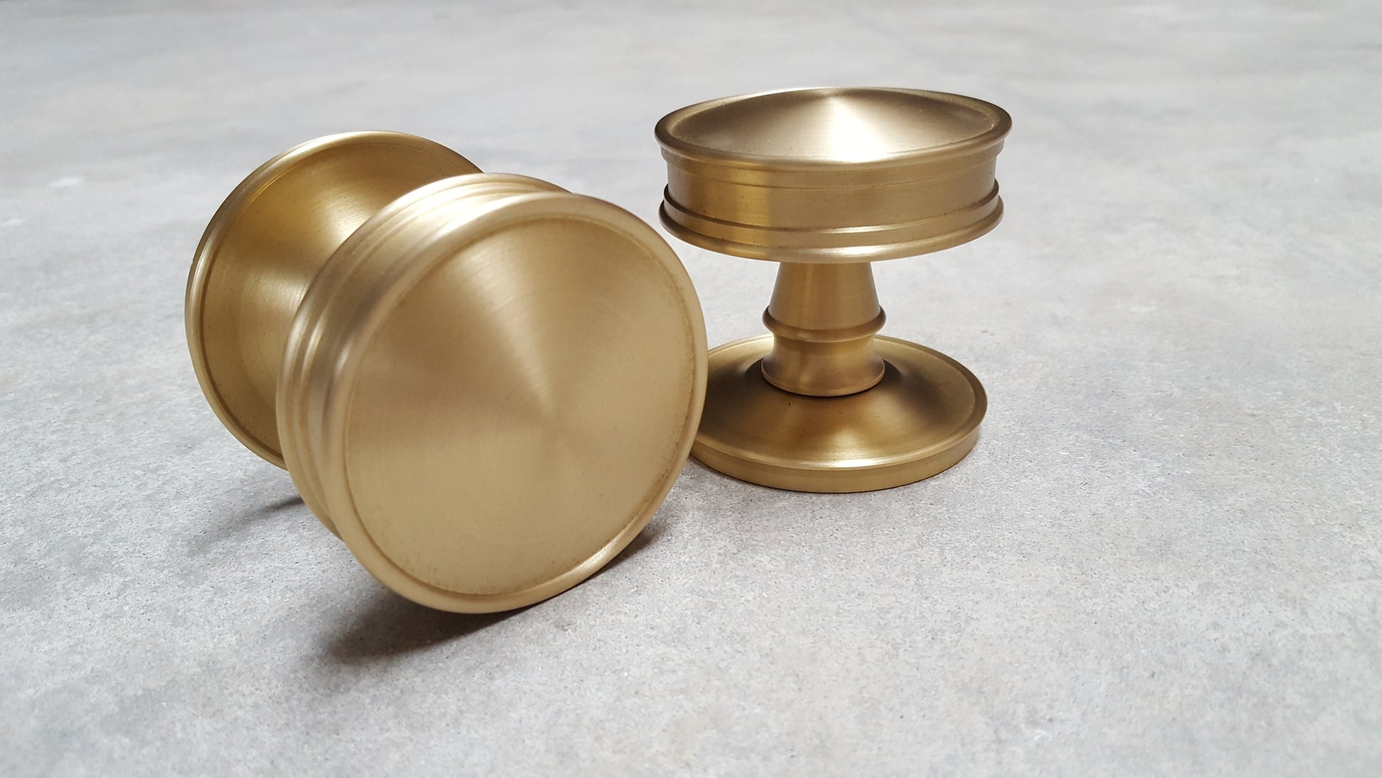 Frelan Burlington Range Berkeley Mortice Door Knobs BUR100SB - Satin Brass
