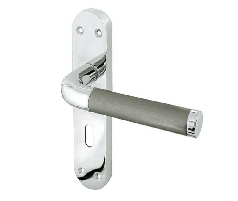 Twin Finish Door Handles On Plate JV432