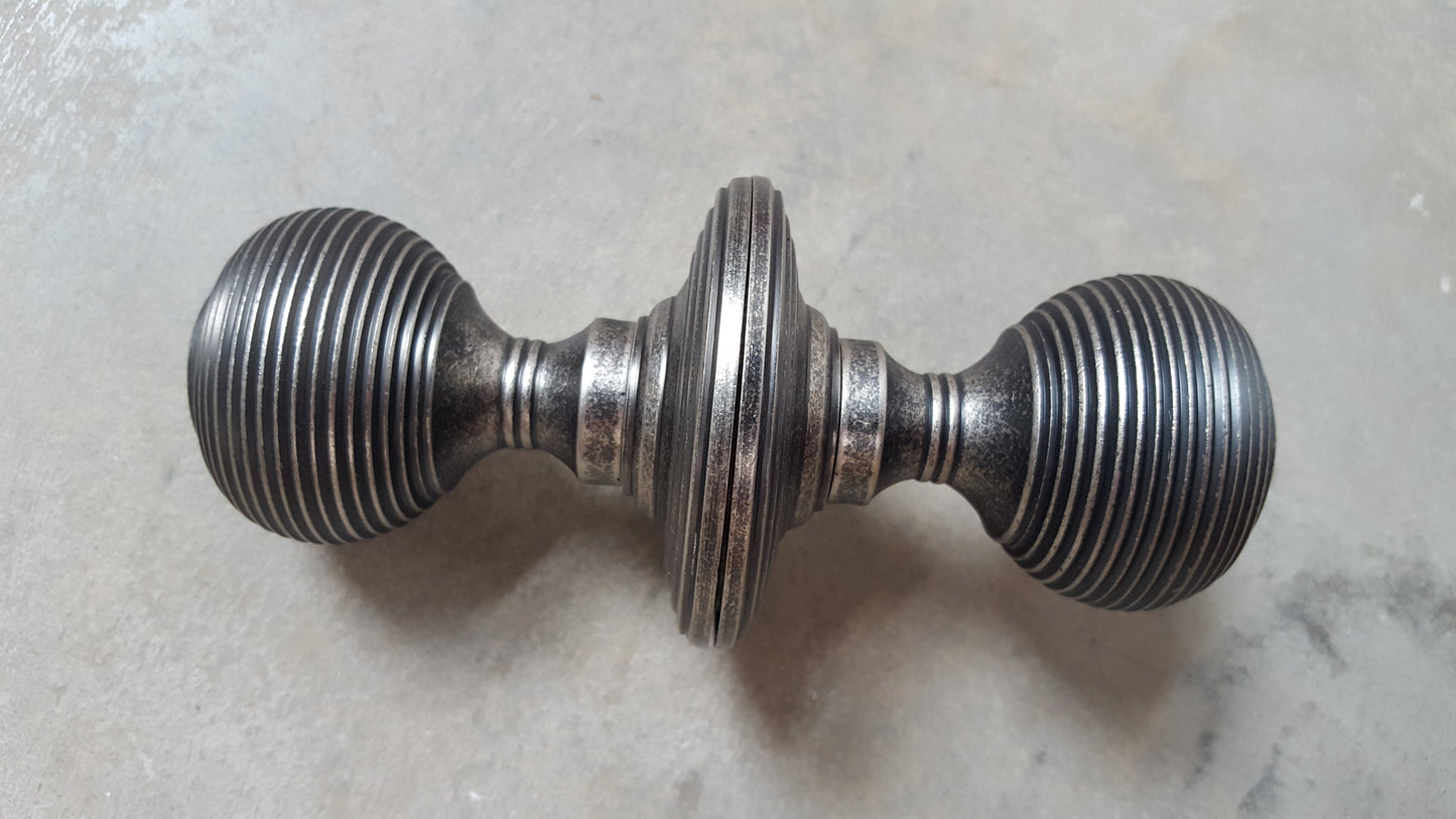 Ripon Reeded Mortice Door Knobs - Distressed Silver Pewter Showroom Image