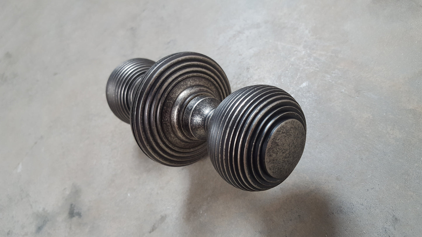Atlantic UK Old English, OE50RMKDS Ripon Mortice Door Knobs - Distressed Silver Pewter