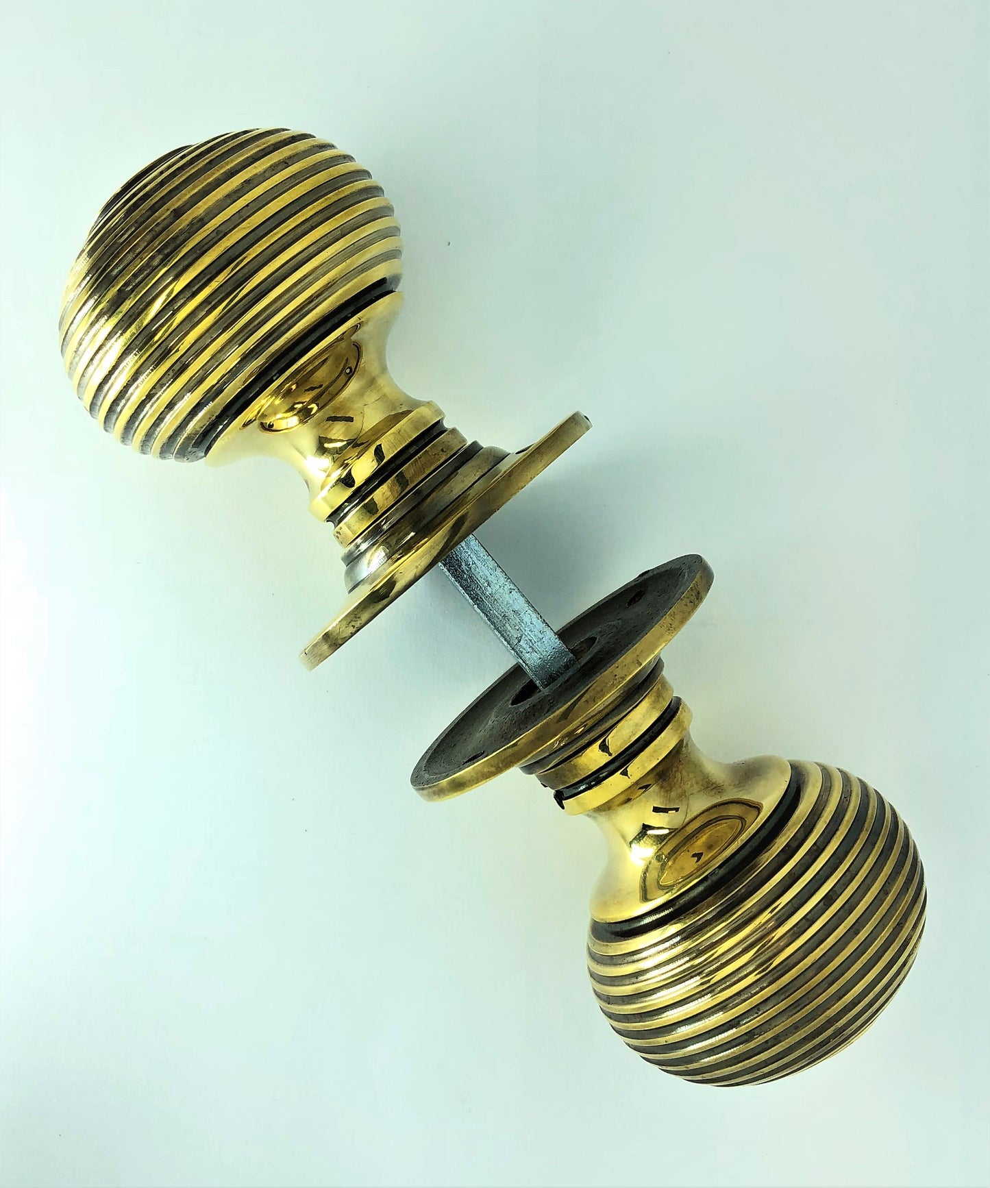 Aged Brass 63mm Reeded Beehive Mortice Door Knobs (Solid Brass) - SB2106AGB
