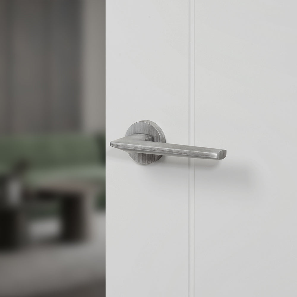 Atlantic UK Urban Graphite Boston Forme Door Handles On Round Minimal Rose - FMR422UG Matt Pewter product image