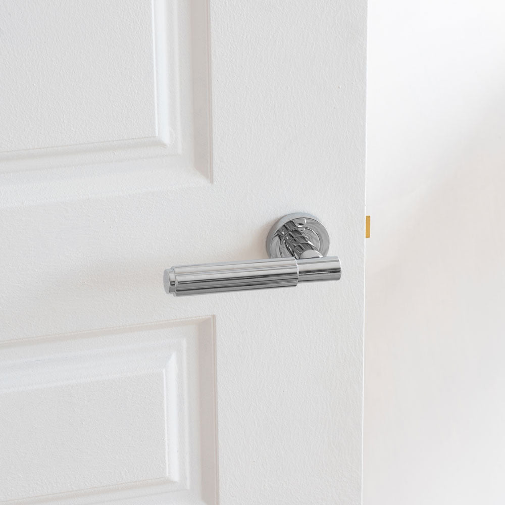 JV848PC Frelan Jedo 'Bloom' Polished Chrome Door Handles on Round Rose