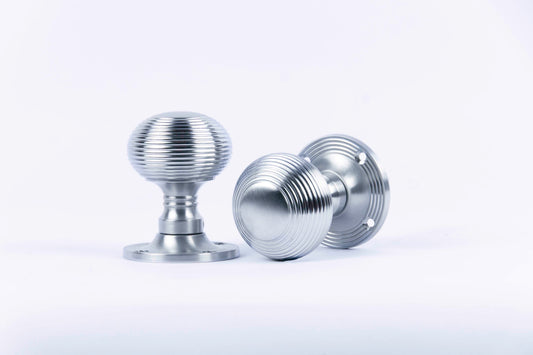 Resin Beehive Mortice Door Knob Set – Polished Chrome Backplates, Plain Design