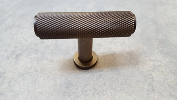 Frelan Burlington Piccadilly Knurled T-Bar Cupboard Knob - Antique Brass