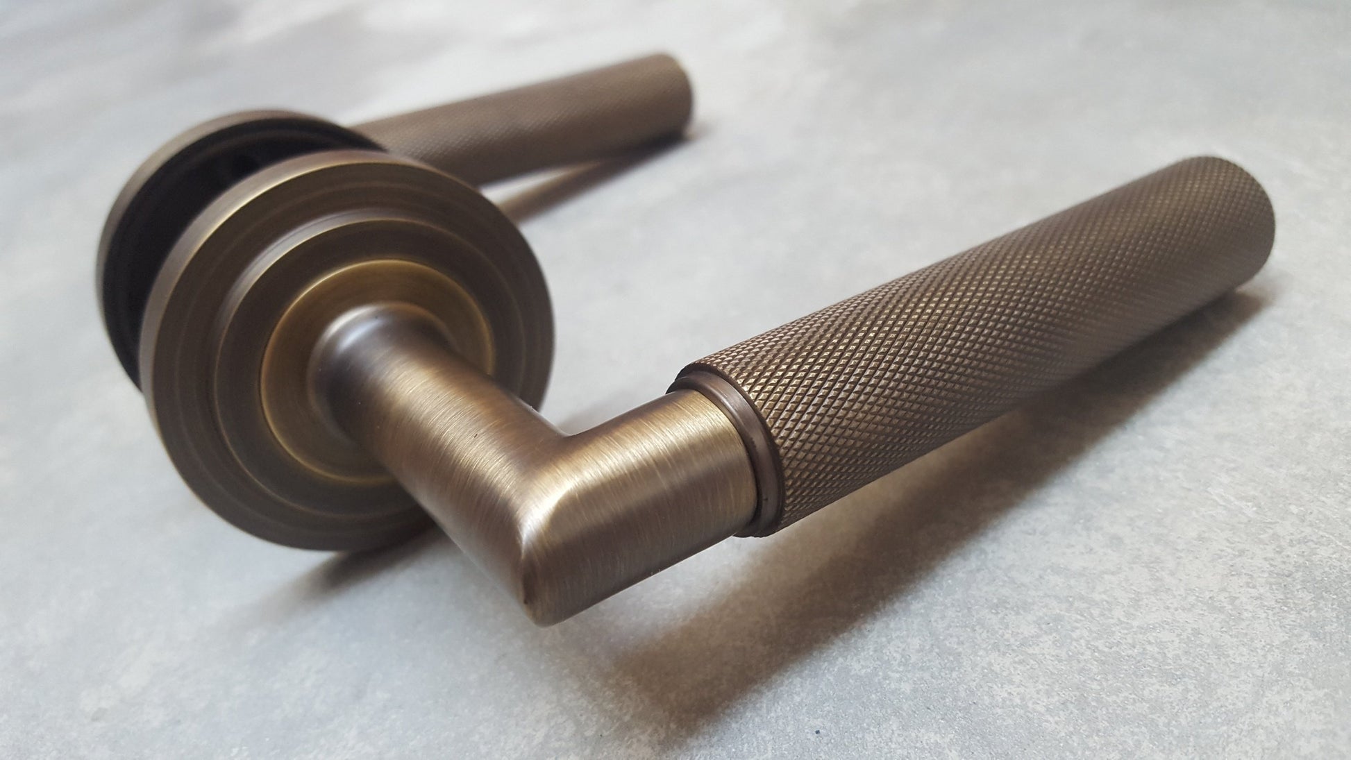Piccadilly Knurled Antique Brass Door Handles - Frelan Hardware Burlington Range - Antique Brass/Bronze - BUR40/52AB STEPPED ROSE