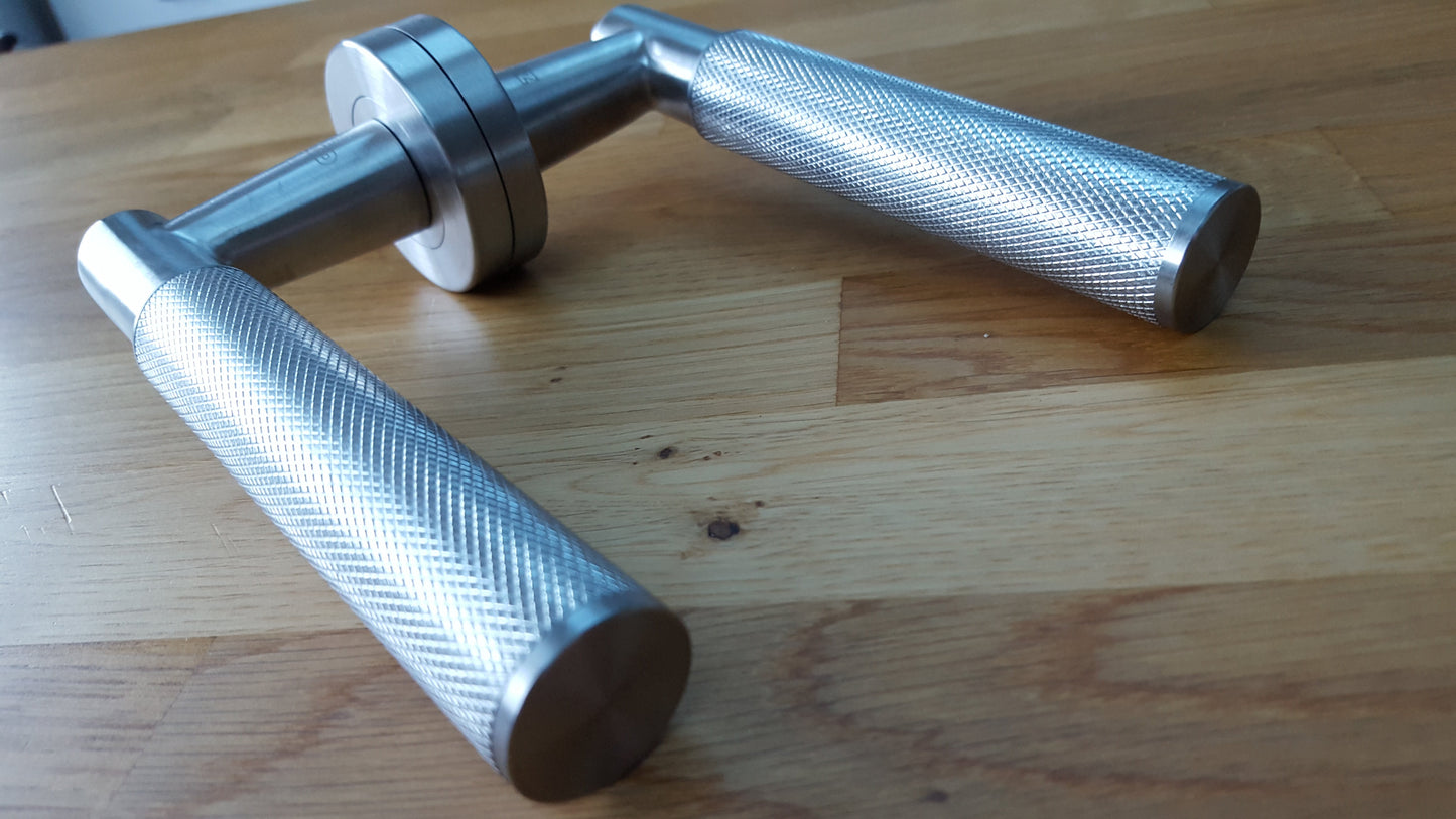 Knurled Satin Stainless Steel Door Handles - ZPS120SS