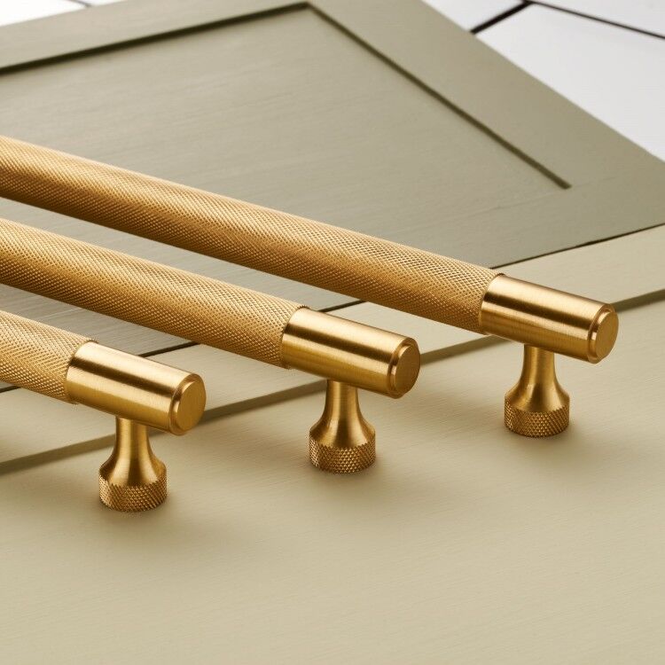 Spira Brass - Solid Bar Brished Brass Knurled Pull Handles - 160mm, 260mm or 360mm